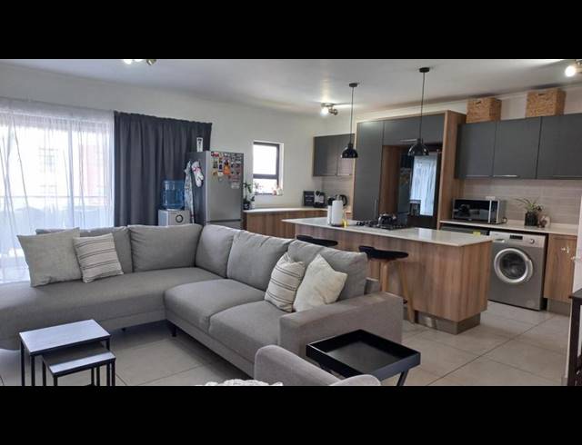 2 BEDROOM PROPERTY TO RENT IN GLEN MARAIS